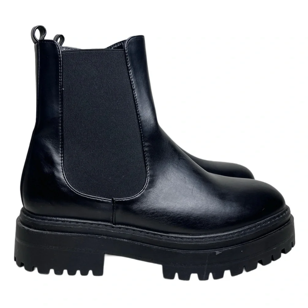Nasty Gal Goth Vamp Sz 7 Black Platform Boots